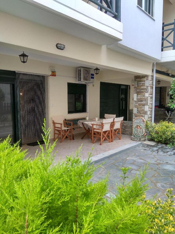 Cute Maisonette No2 On Coastal Sidewalk Никити Экстерьер фото